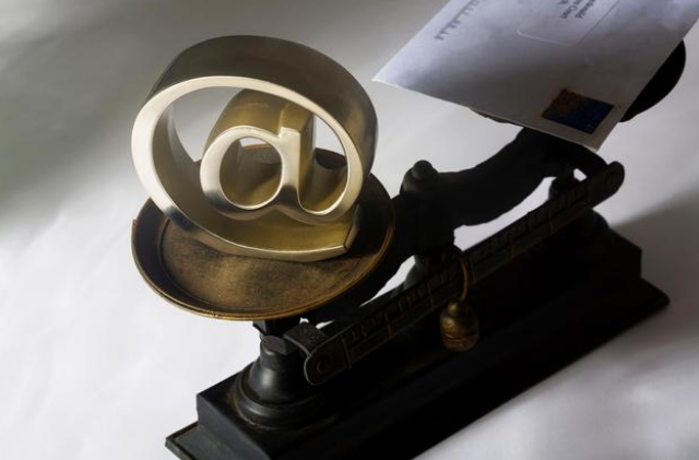 電子天平計(jì)量校準(zhǔn)的方法